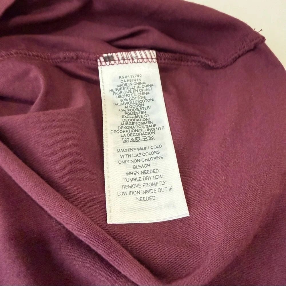 True Religion Men's Maroon Short Sleeve Tee with Embroidered Logo Size L Unisex